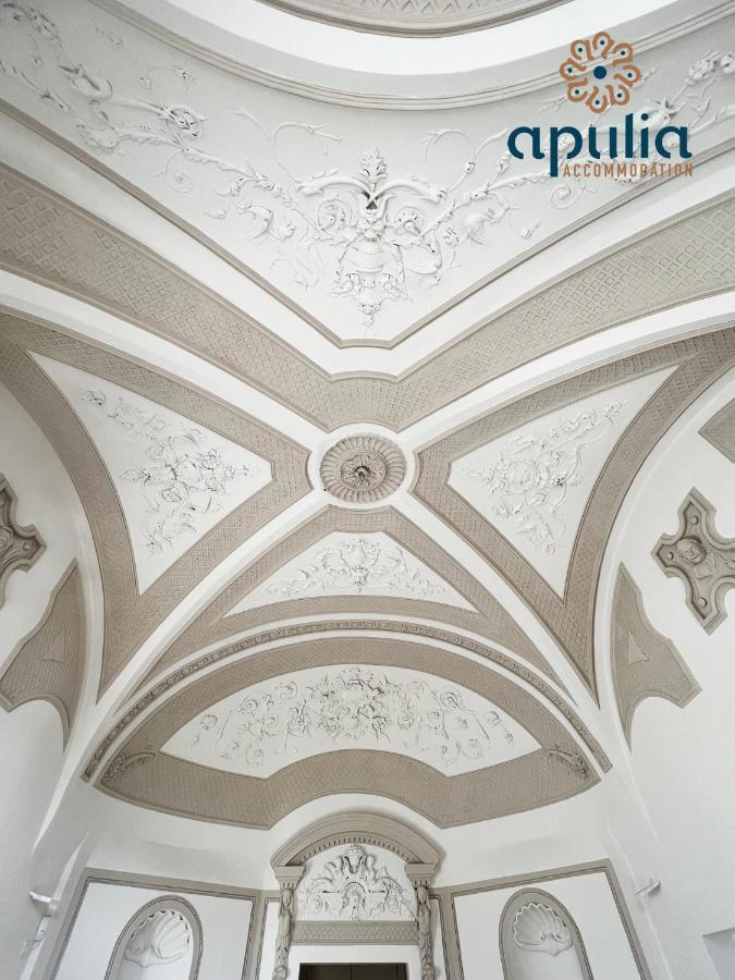 The Gorgeous By Apulia Accommodation Bari Bagian luar foto