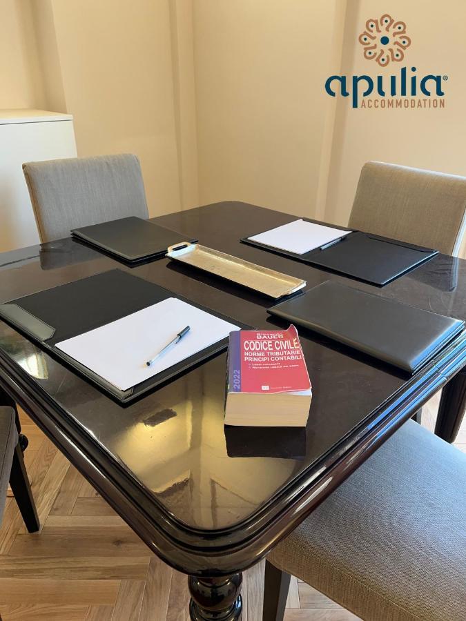 The Gorgeous By Apulia Accommodation Bari Bagian luar foto